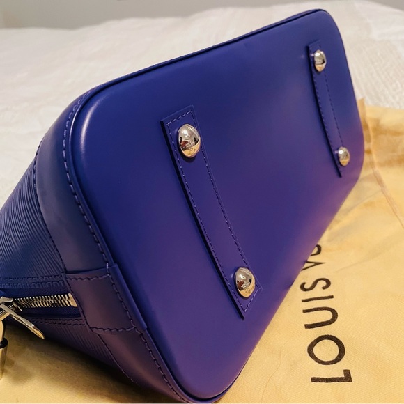 LV Alma PM tote bag - Picture 4 of 8